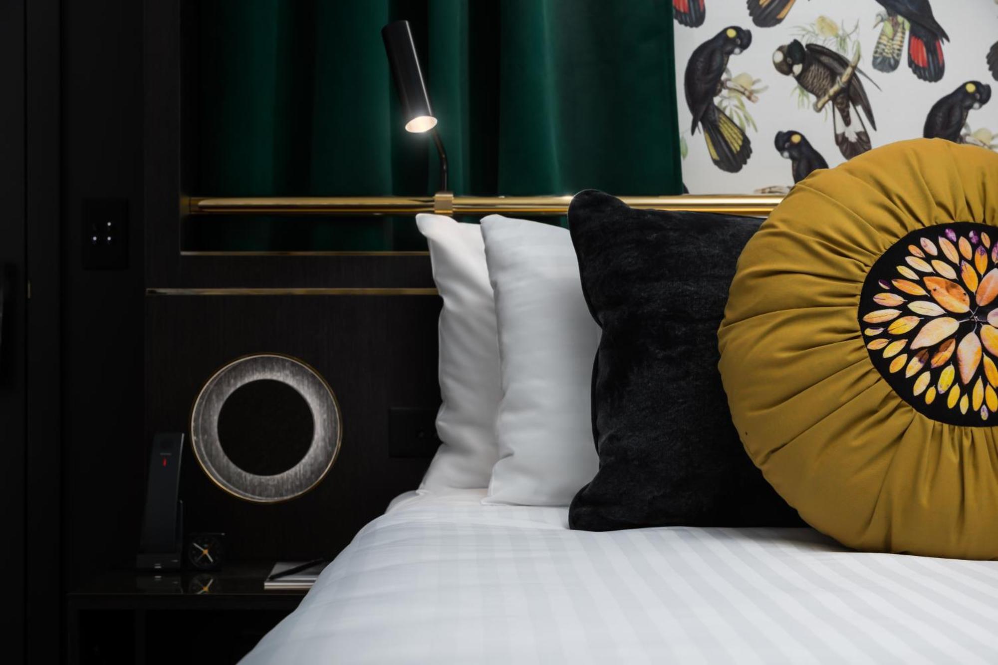 Hotel Qt Perth Pokoj fotografie A bedroom at the hotel